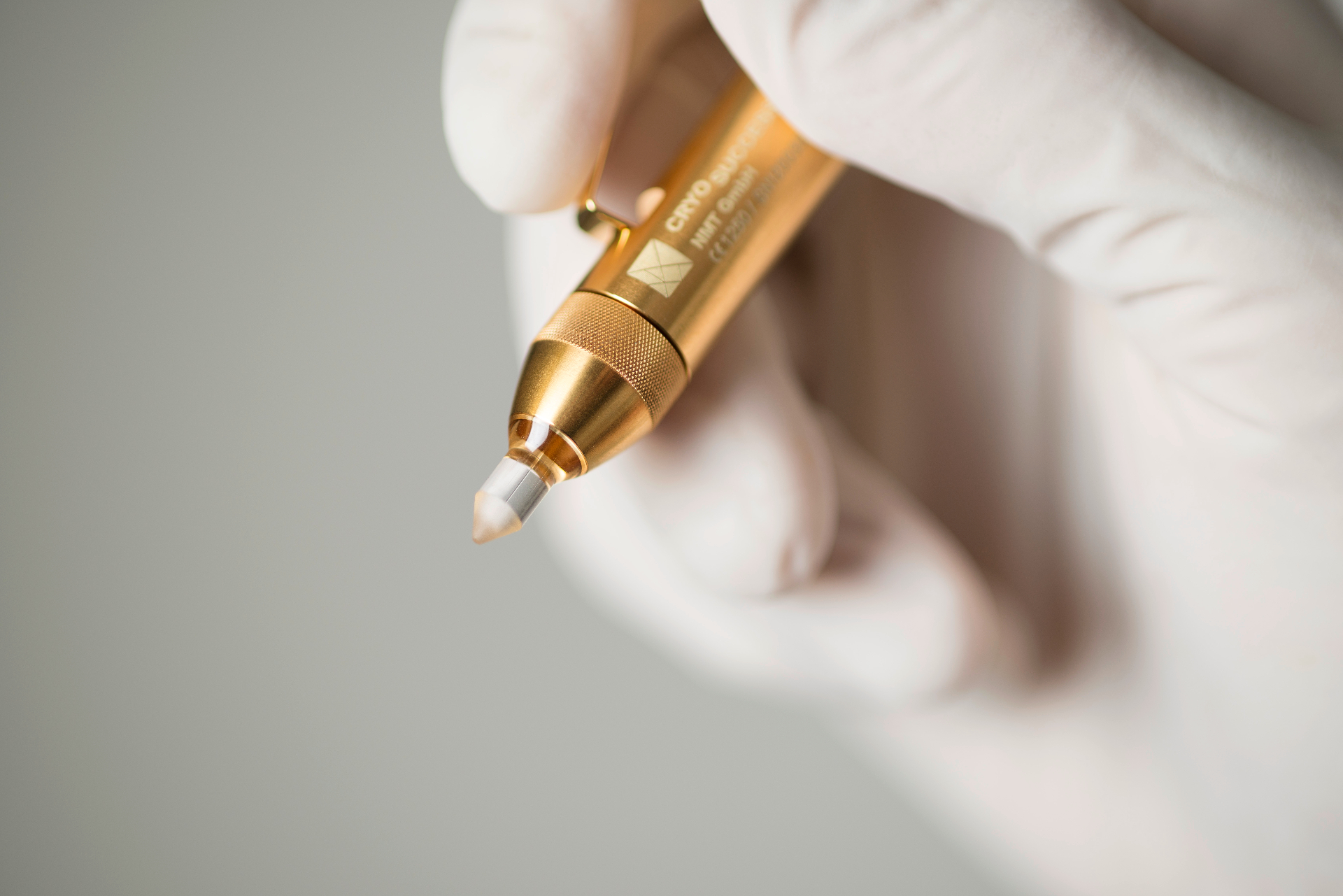 CryoSuccess device close-up